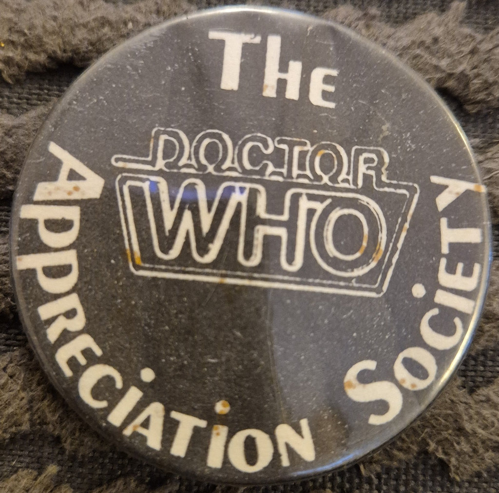 Dr Who Pin Badge Round Original